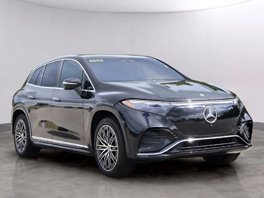 Certified Used 2023 Obsidian Black Metallic Mercedes-Benz 580 image 3
