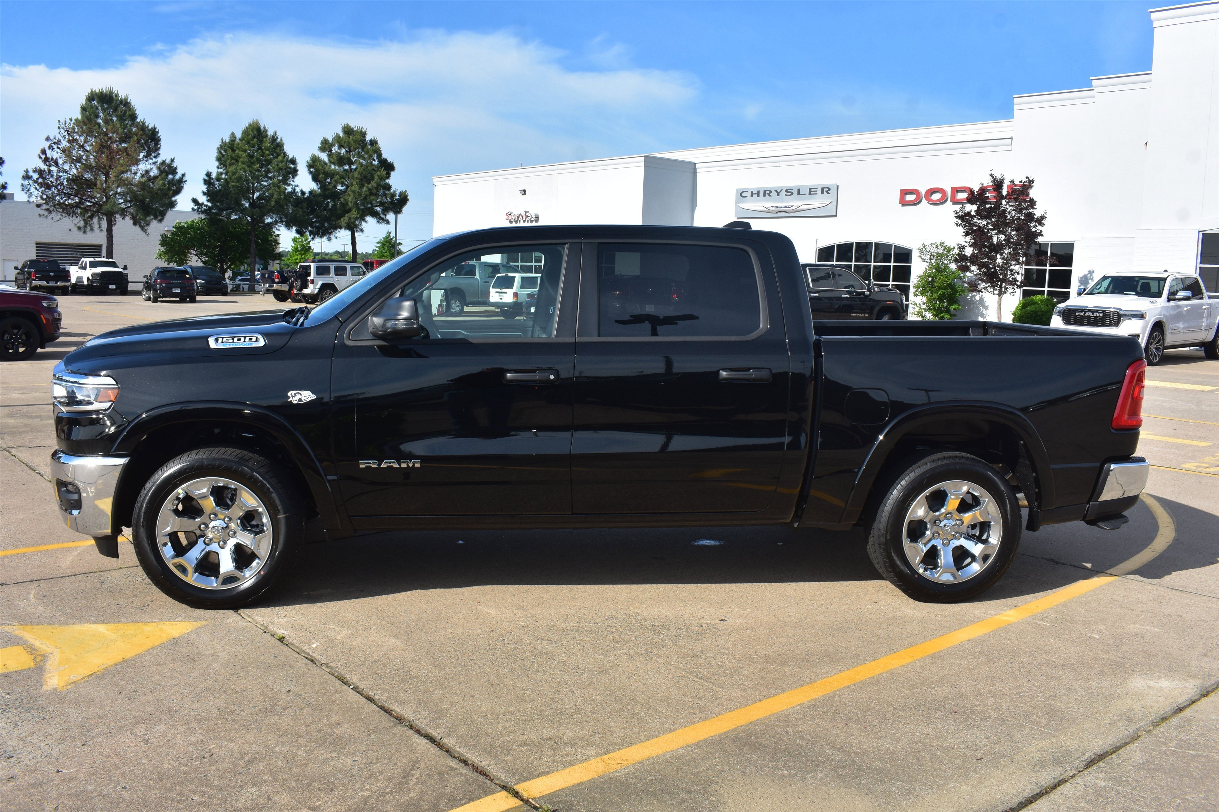 New 2026 Diamond Black Crystal Pearlcoat RAM Big Horn image 9