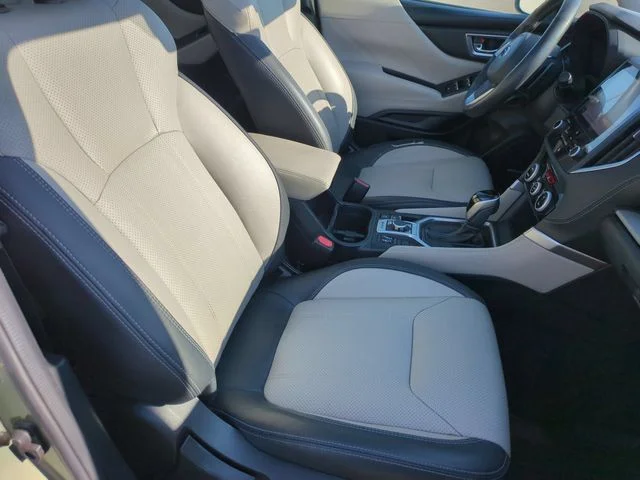Used 2021 Green Subaru Limited image 35
