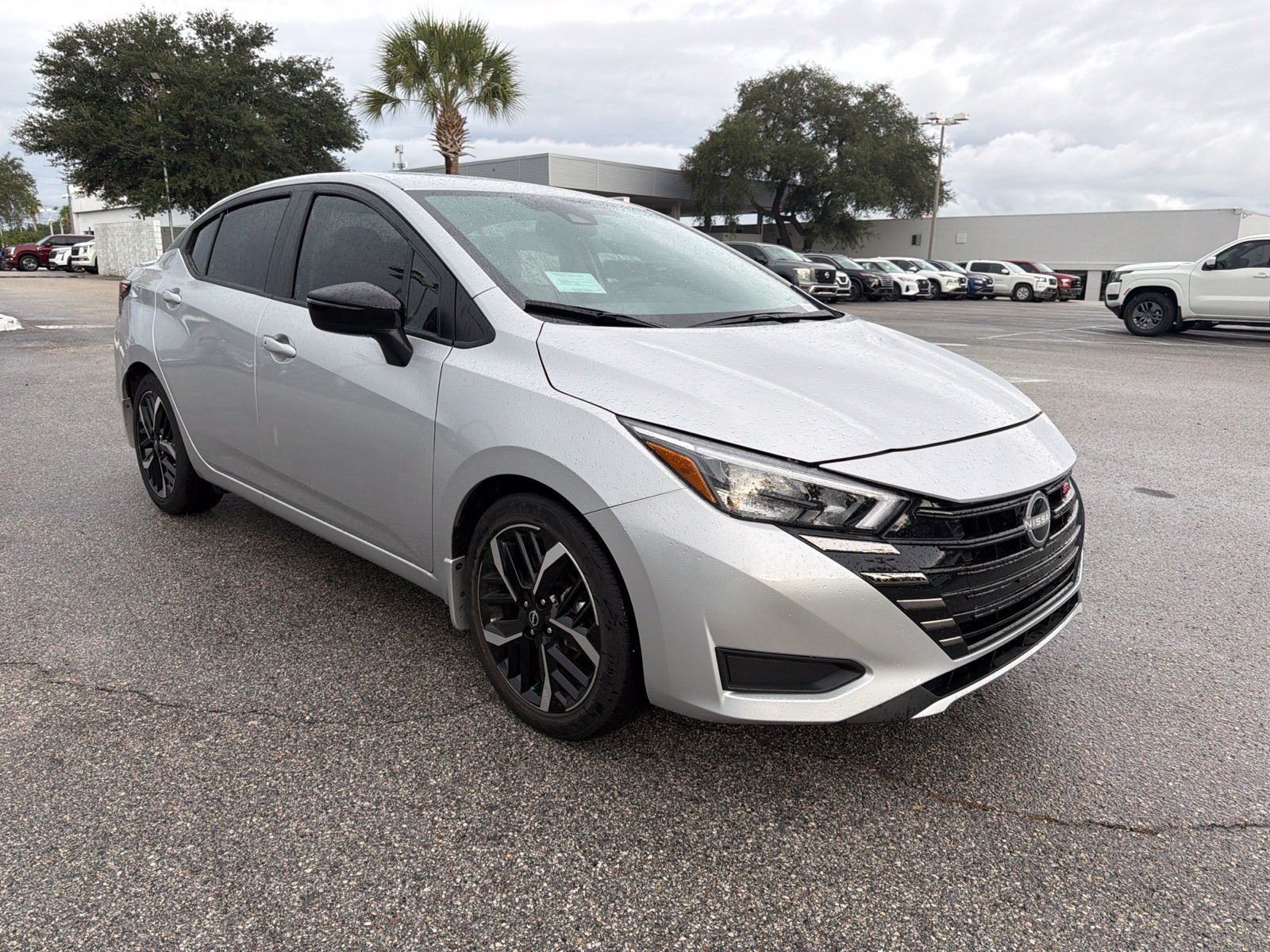 Certified Used 2025 Silver Nissan 1.6 SR image 3