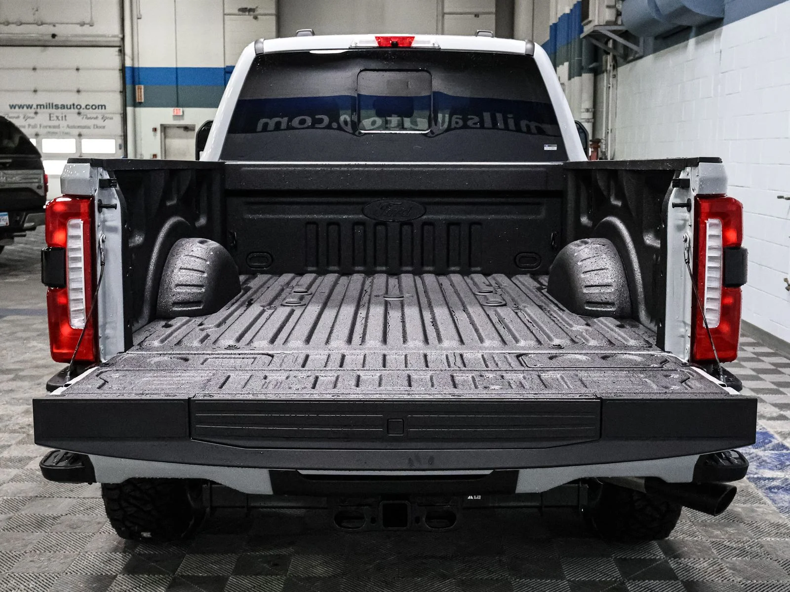 New 2026 Avalanche Ford F-350® Lariat® image 18
