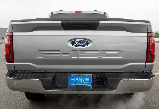 Used 2025 Iconic Silver Metallic Ford XLT image 7