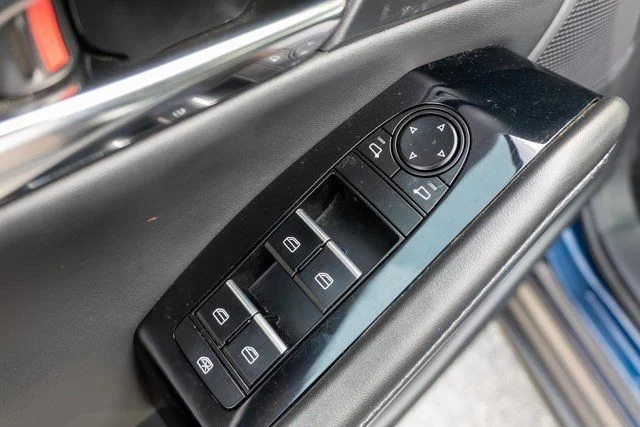 Used 2024 Blue Mazda 2.5 S Preferred Package image 19
