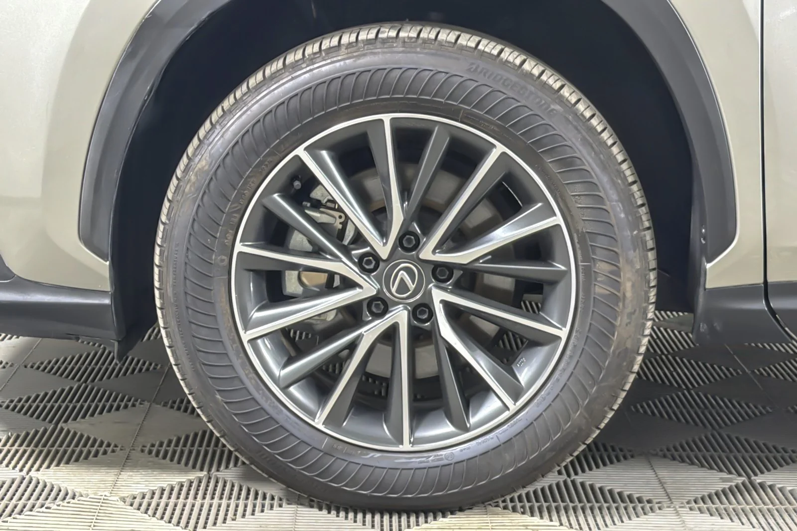 Used 2024 Atomic Silver Lexus NX 350h Premium AWD image 26