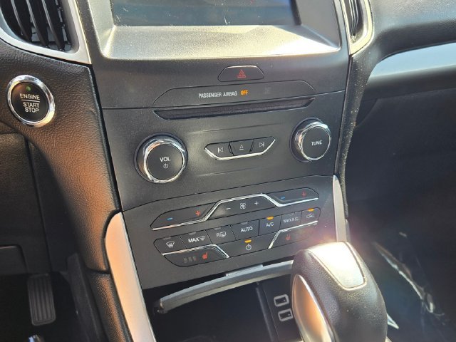 Used 2016 Blue Ford SEL image 25