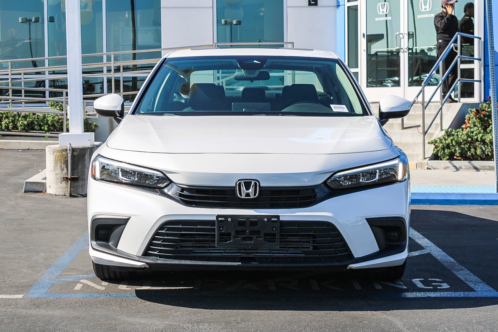Certified Used 2024 Platinum White Pearl Honda 1.5T 4D EX image 2
