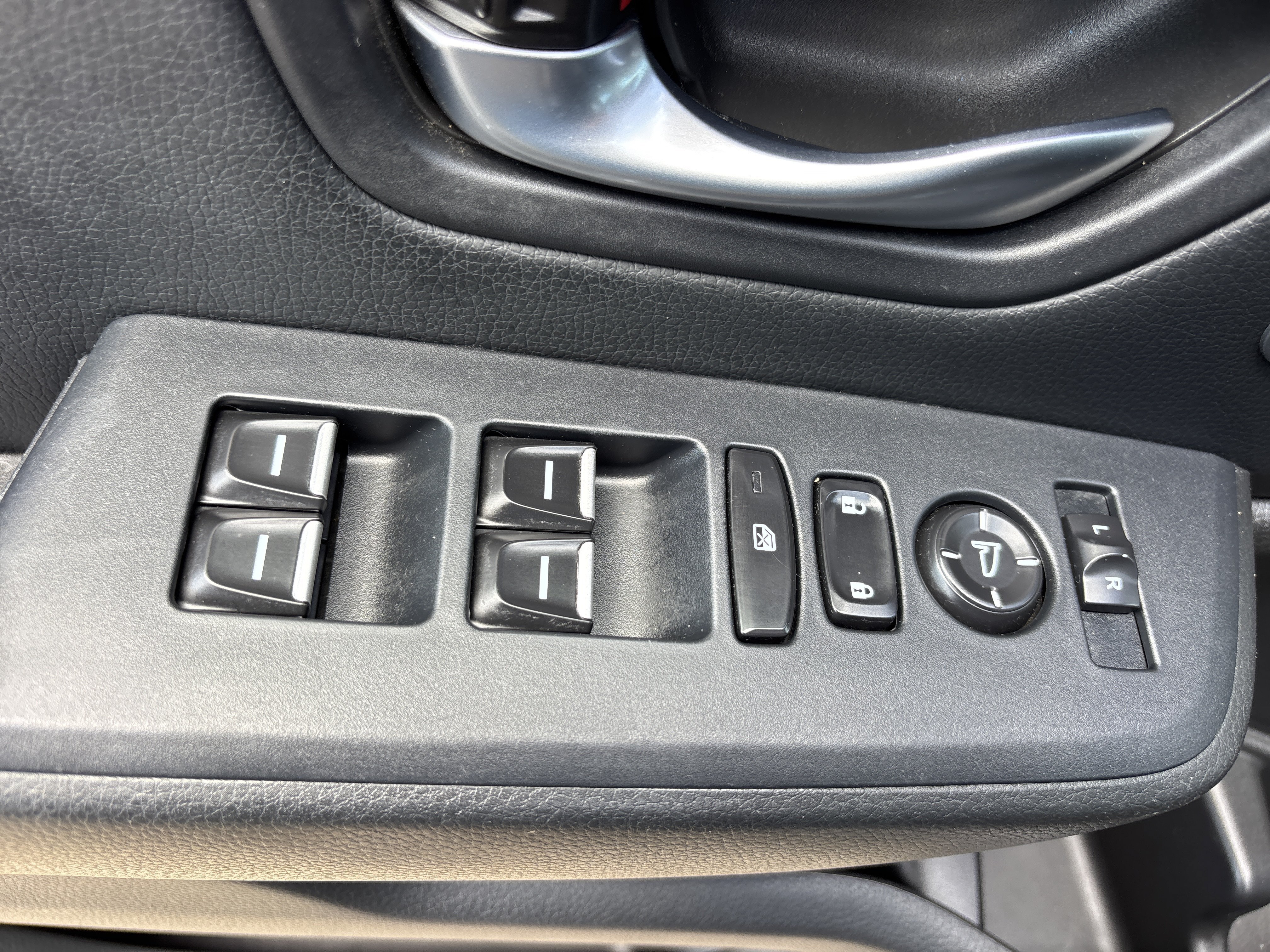 Used 2024 Crystal Black Pearl Honda Touring image 24