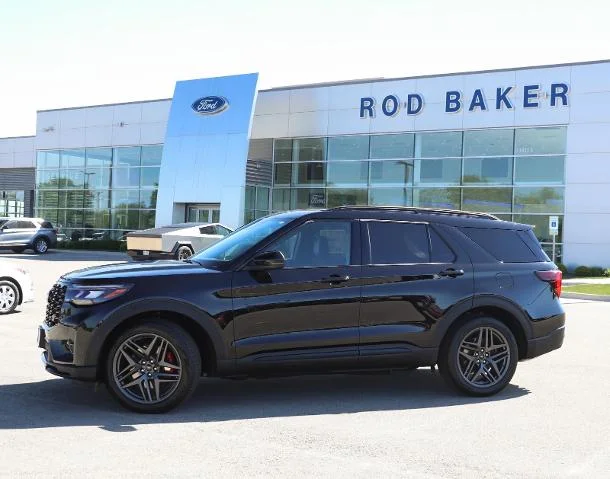 2026 Ford Explorer ST 4WD's photo