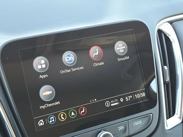 Used 2025 Gray Chevrolet LT image 34