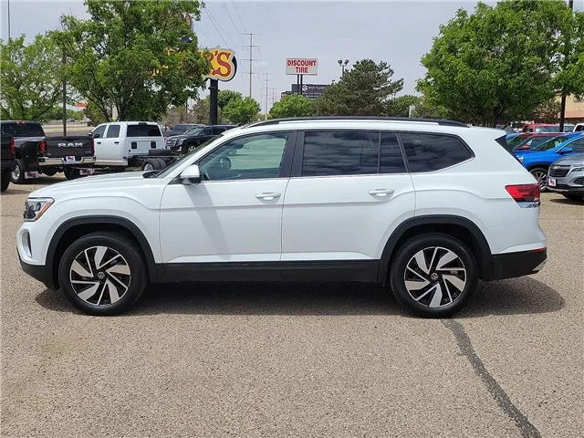 Used 2023 White Volkswagen 2.0T SE w/Technology Front-Wheel Drive image 2
