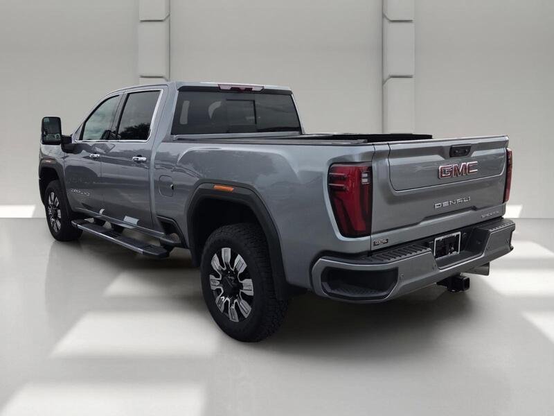 Used 2025 Sterling Metallic GMC 4WD CREW CAB 159" DENALI image 3