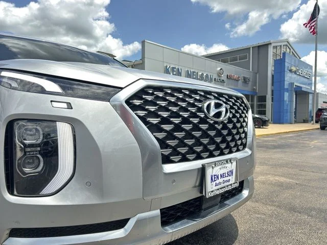 Used 2021 Silver Hyundai Calligraphy image 4
