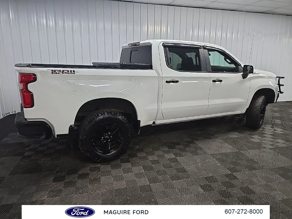 Used 2021 White Chevrolet LT Trail Boss image 3