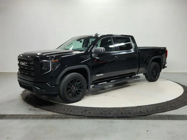 Used 2023 Black GMC Elevation image 4