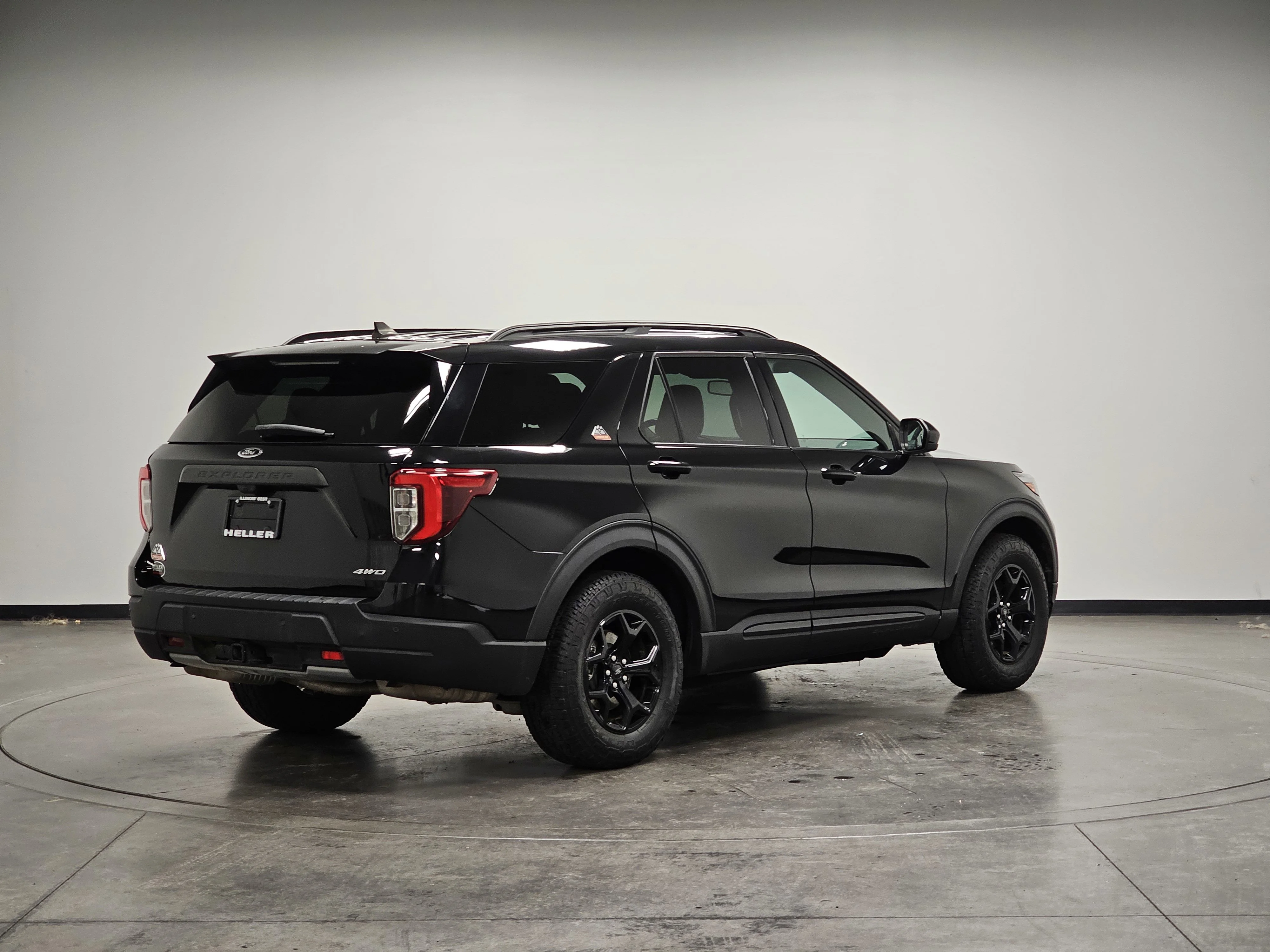 Used 2023 Black Metallic Ford Timberline image 8