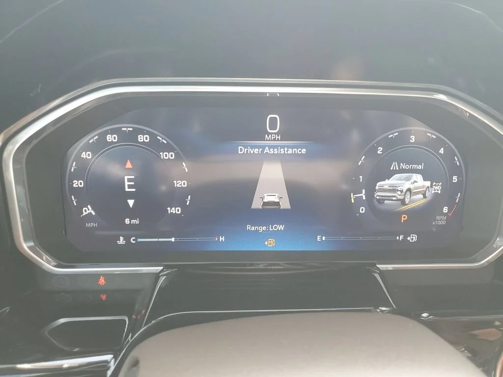 New 2026 Summit White Chevrolet LT image 18