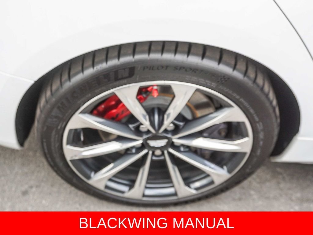 Used 2022 Summit White Cadillac V-Series image 8