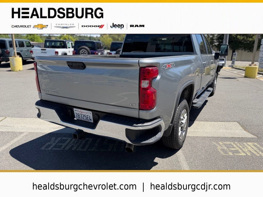 Used 2025 Sterling Gray Metallic Chevrolet LT image 4