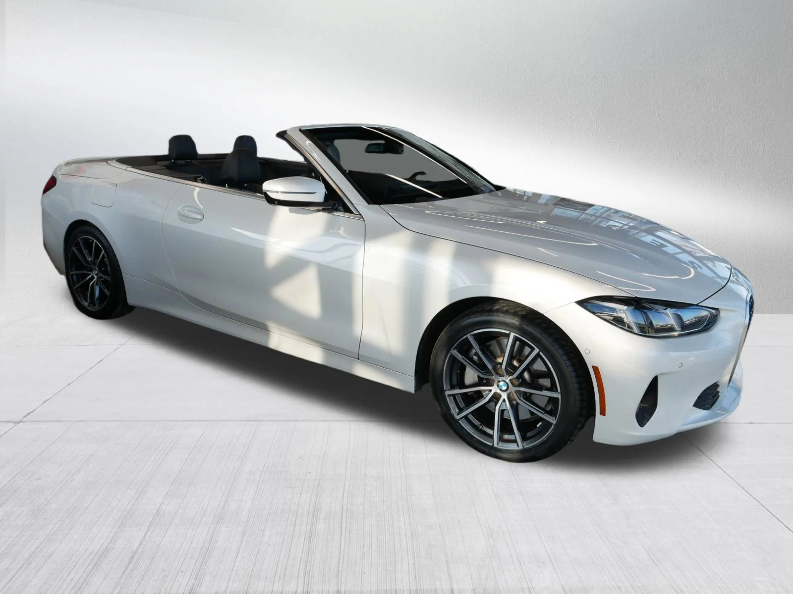 2025 BMW 4 Series 430i Convertible xDrive's photo