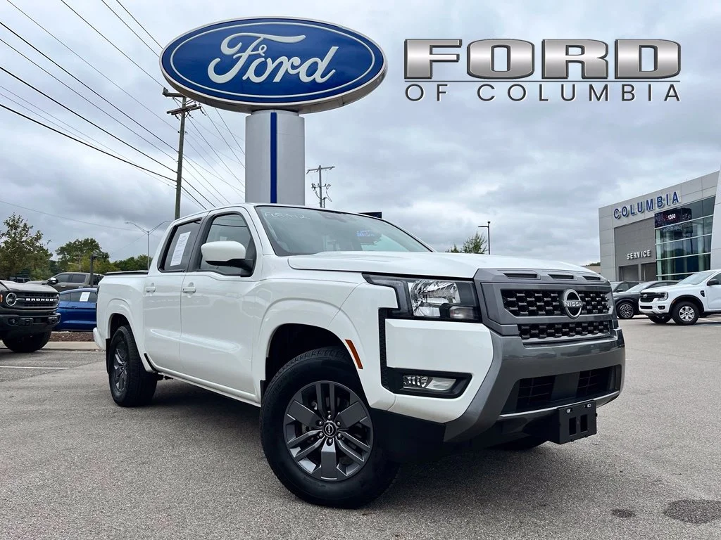 Used 2025 White Nissan SV image 1
