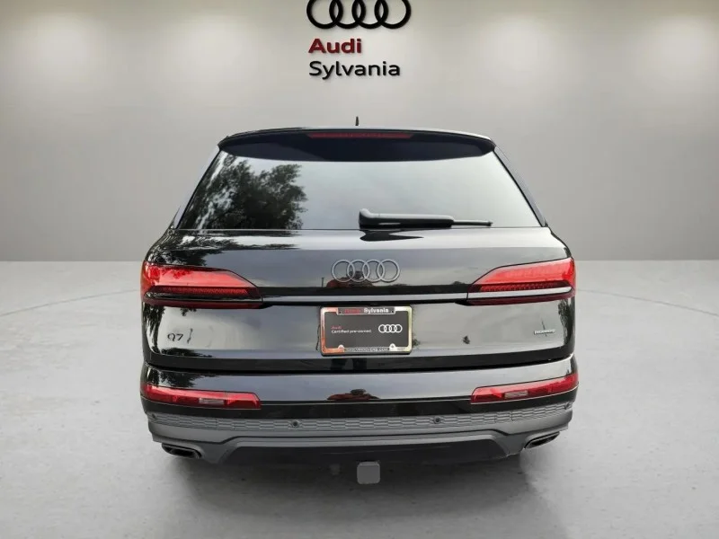 Certified Used 2025  Audi Premium Plus image 6