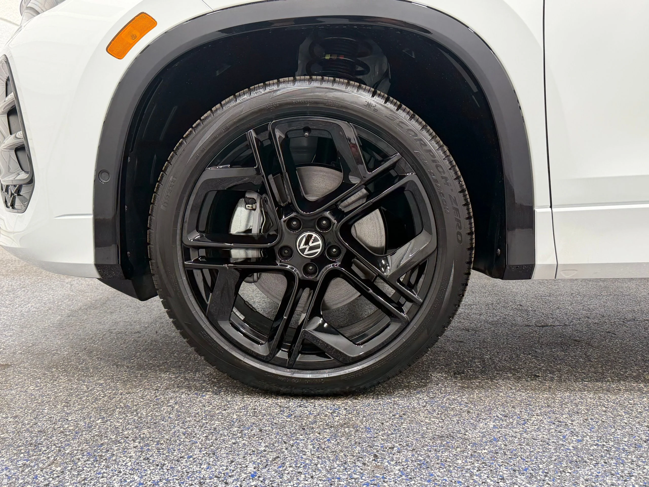 New 2026 White Volkswagen SE R-Line Black image 11
