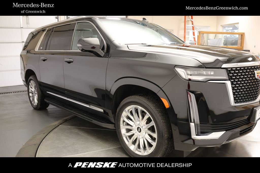 2023 Cadillac Escalade ESV 4WD Premium Luxury's photo