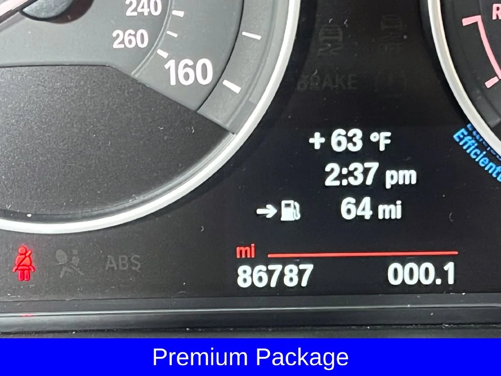 Used 2014 Blue BMW 328i xDrive image 2