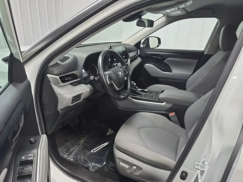Used 2022 Beige Toyota LE image 28