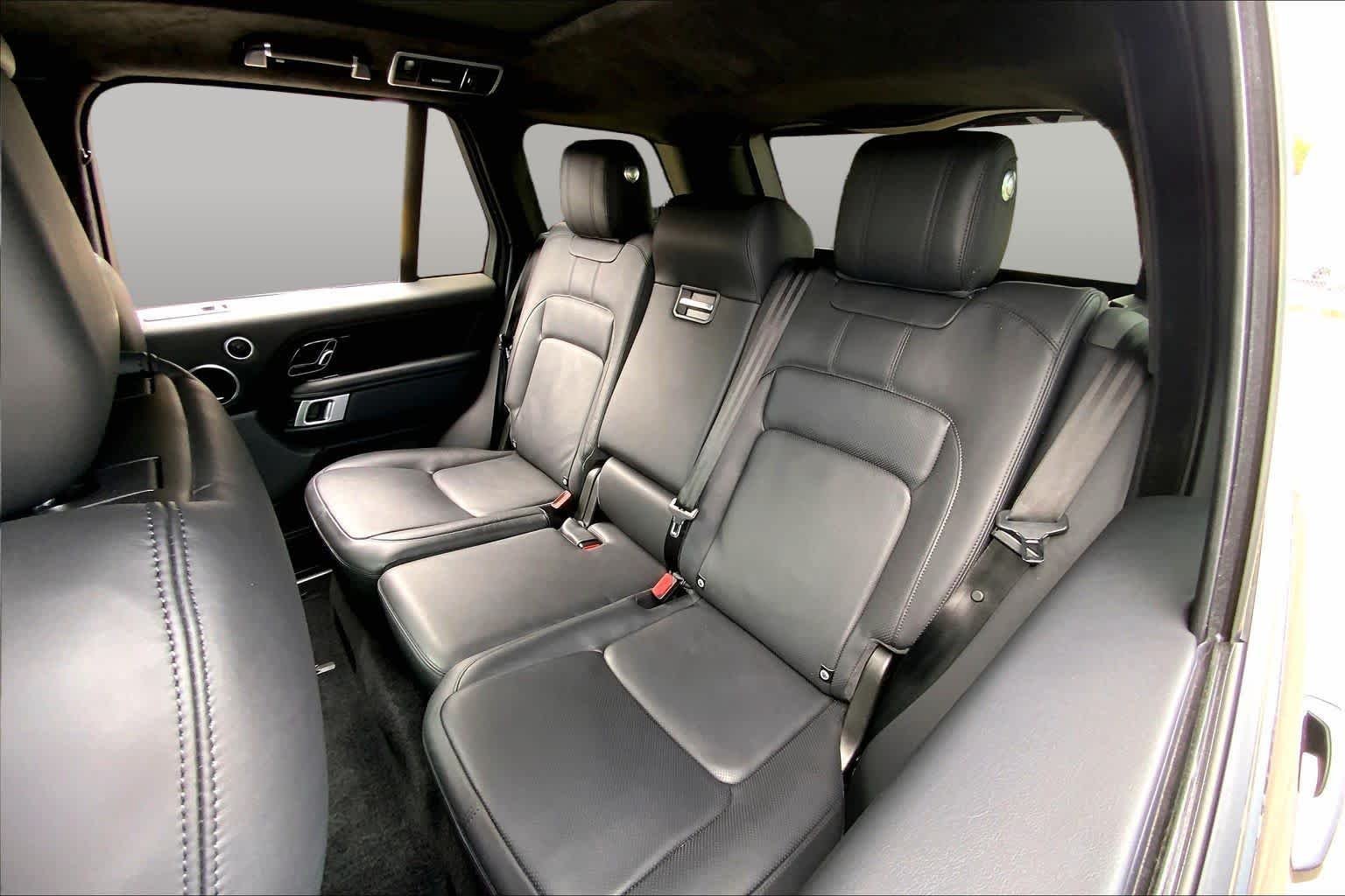 Used 2020 Santorini Black Metallic Land Rover P525 HSE image 18