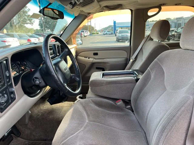 Used 2001  GMC SLE image 7