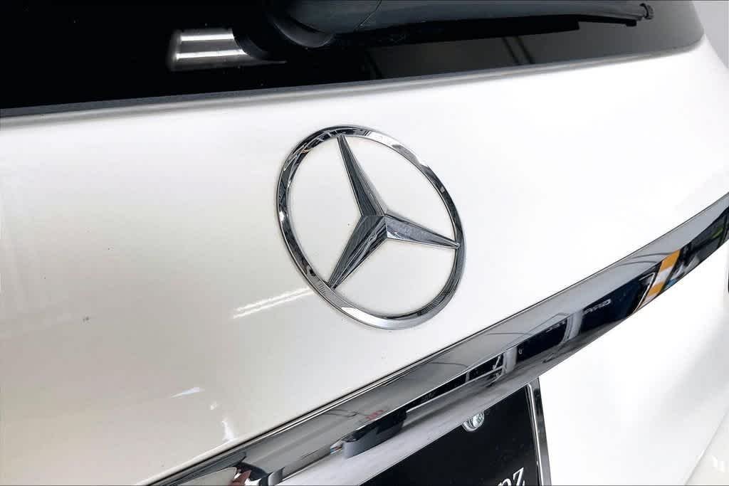 Certified Used 2022 MANUFAKTUR Diamond White Bright Mercedes-Benz GLS 450 image 31