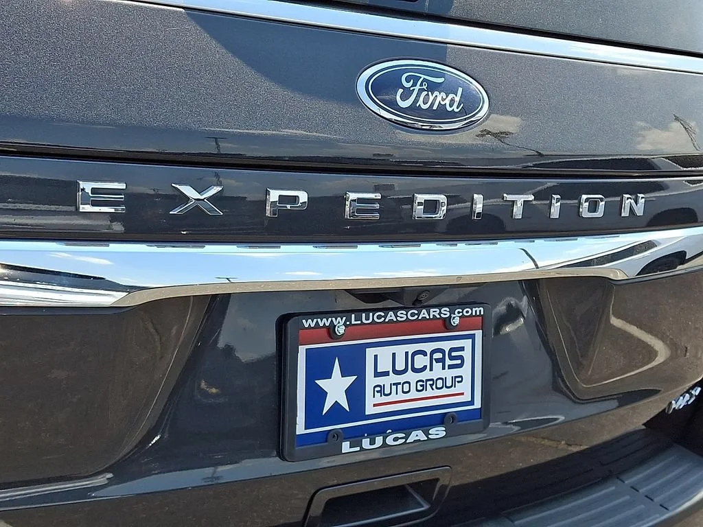Used 2024  Ford Limited image 32