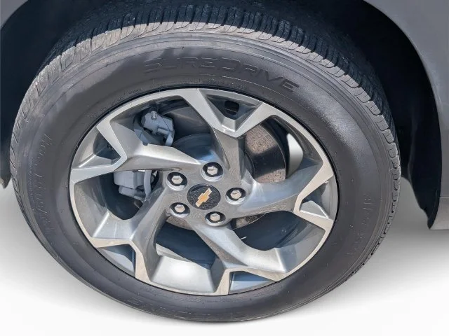 Used 2025 Gray Chevrolet LT image 12