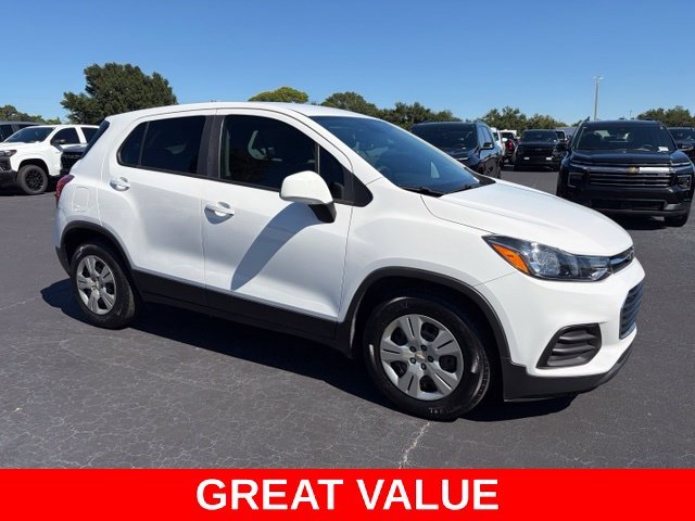 Used 2017 White Chevrolet LS image 1