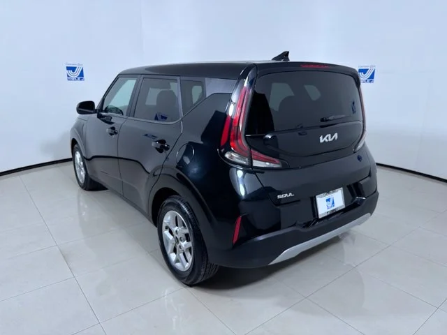 Used 2024 FUSION BLACK Kia LX image 6