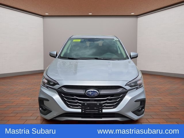 Used 2025 Ice Silver Metallic Subaru Premium image 28