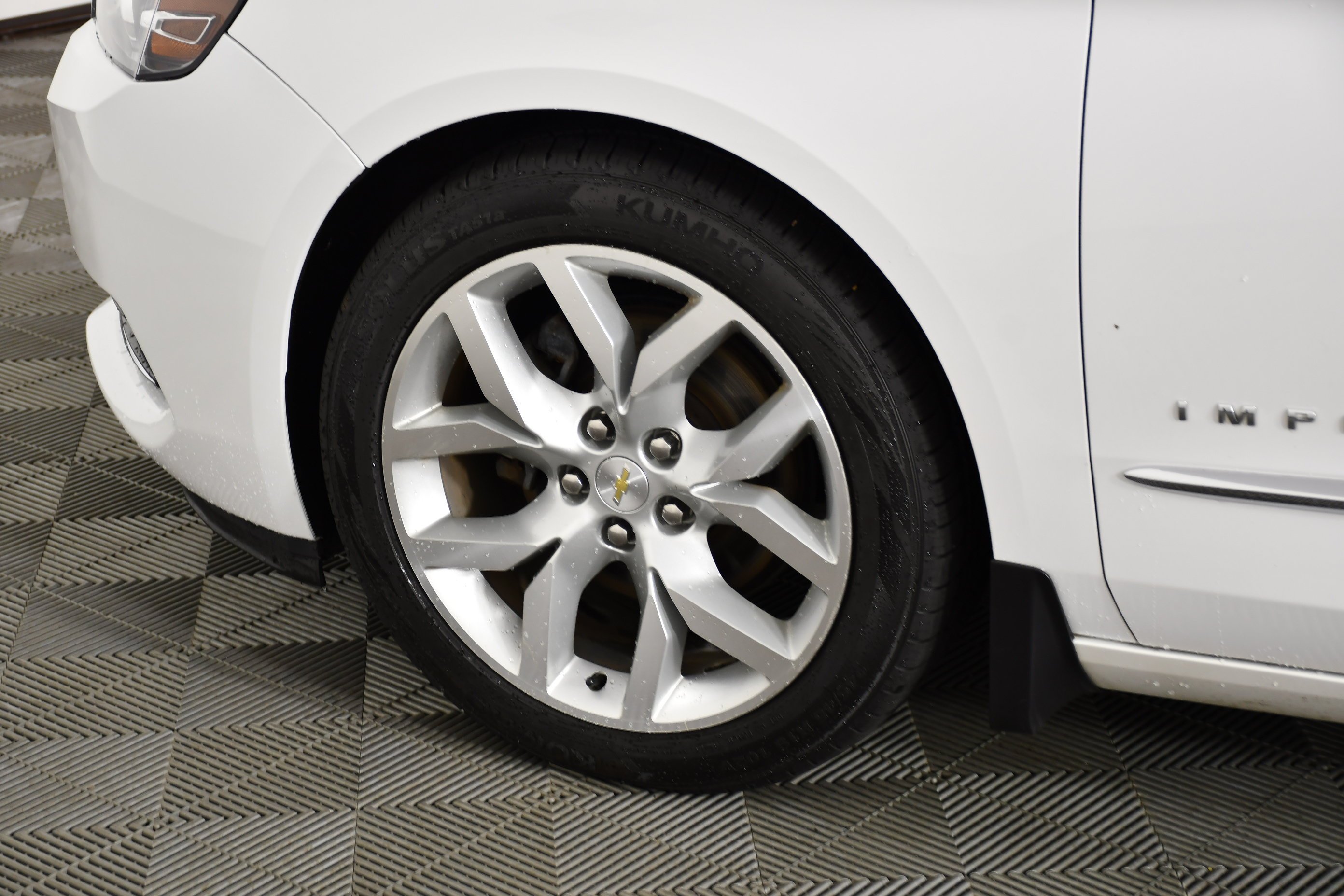 Used 2020 White Chevrolet Premier image 50