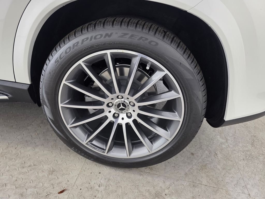 New 2026 Polar White Mercedes-Benz GLE 450 image 12