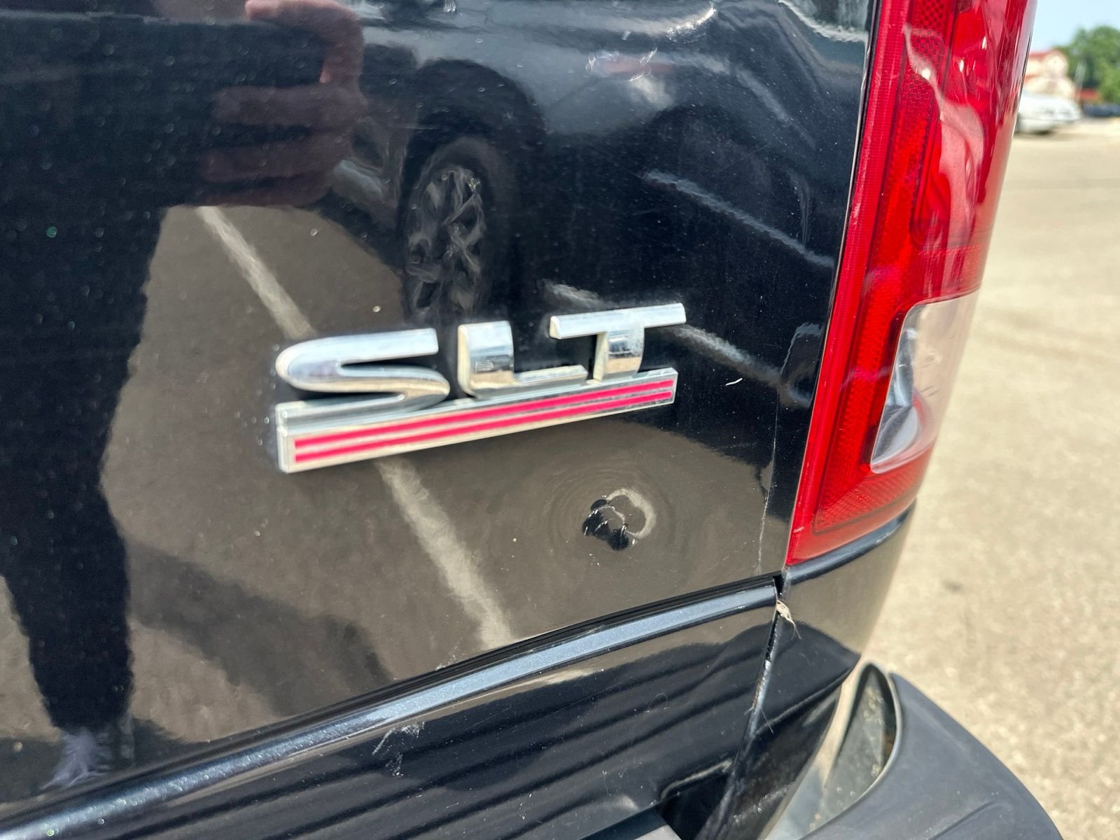 Used 2006 Black Dodge SLT image 6