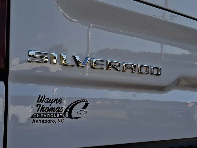 New 2026 White Chevrolet LT image 23