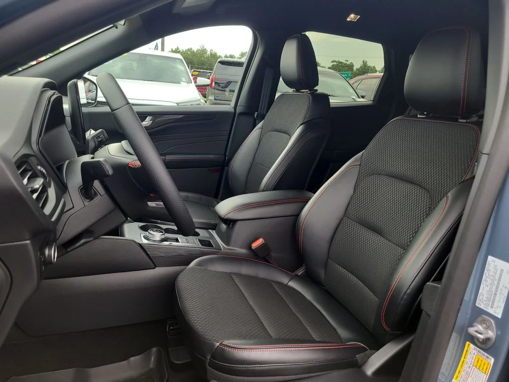 Certified Used 2025 Blue Ford ST-Line image 17