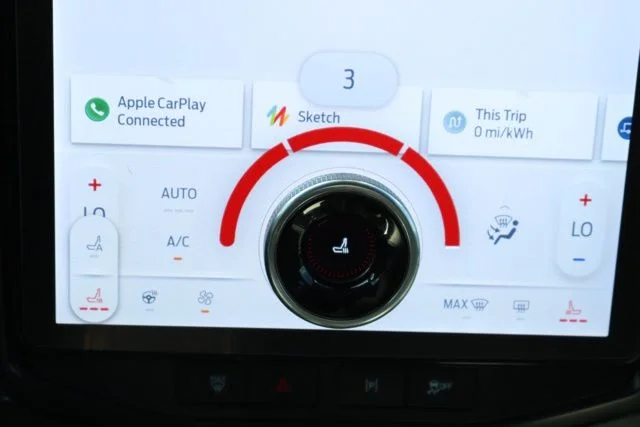 Used 2024 Black Ford Flash image 20