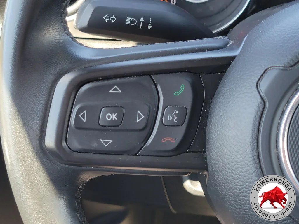 Used 2022 White Jeep Sport image 29