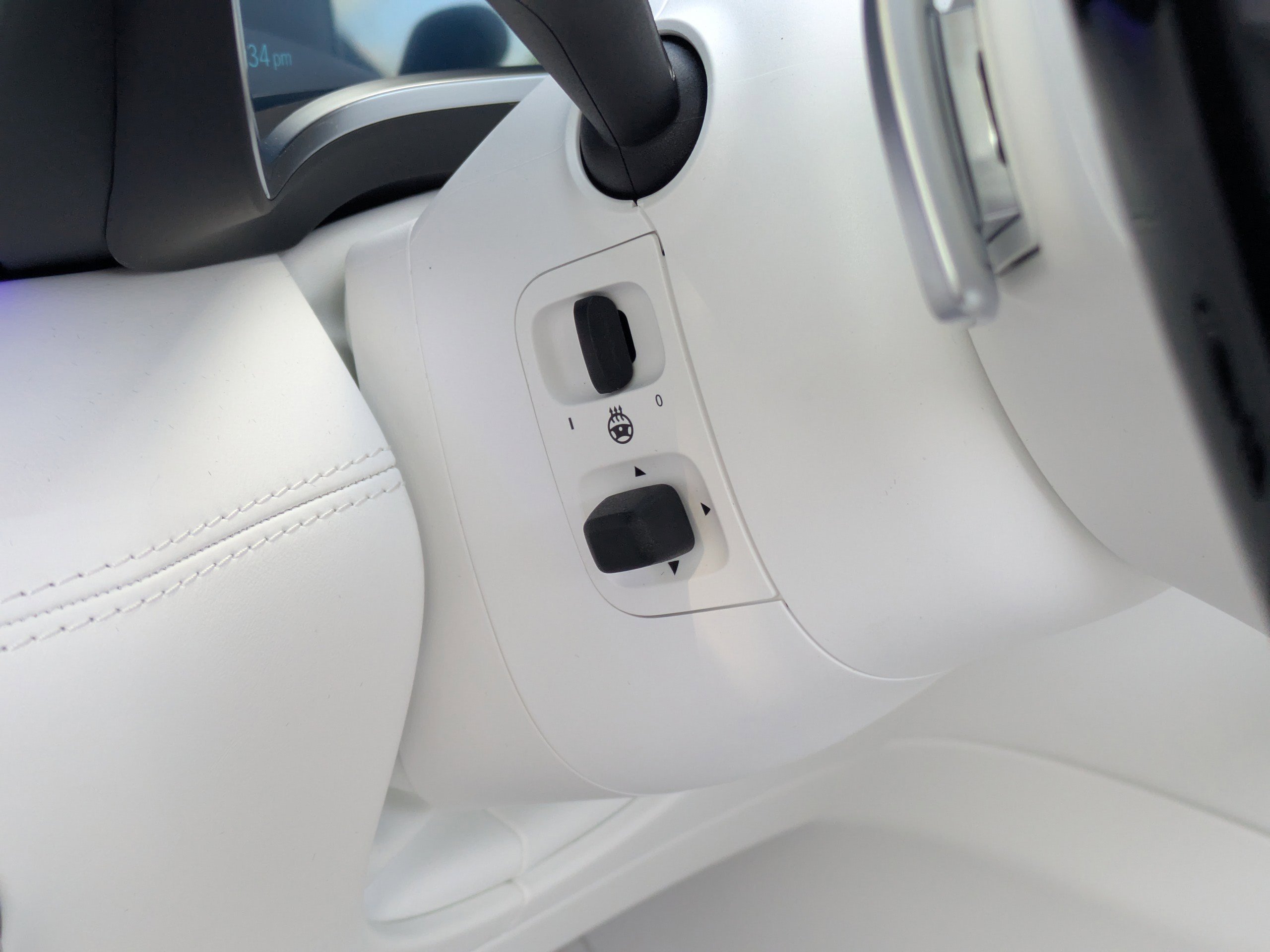 New 2026 MANUFAKTUR moonlight white magno (White Ambiance) Mercedes-Benz Maybach SL 680 Monogram Series image 19