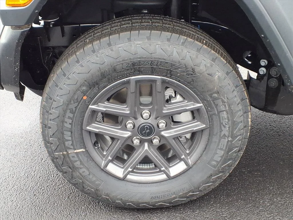 New 2026 Black Clear-Coat Exterior Paint Jeep Sport image 22