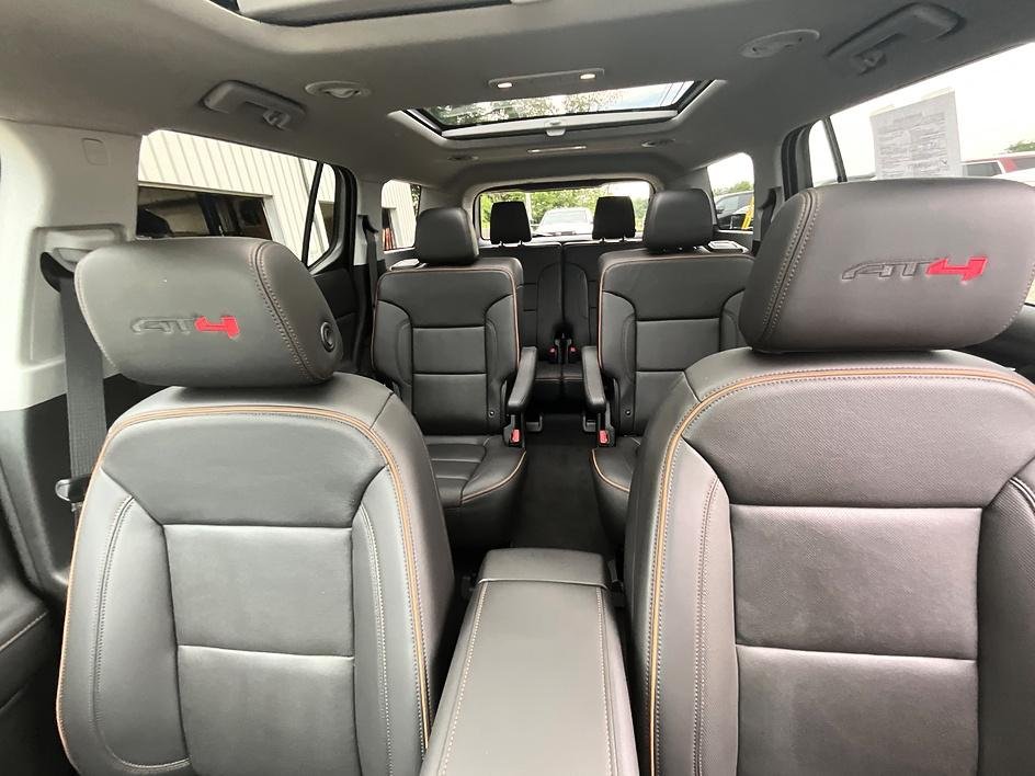 Used 2023 Black GMC AT4 image 39