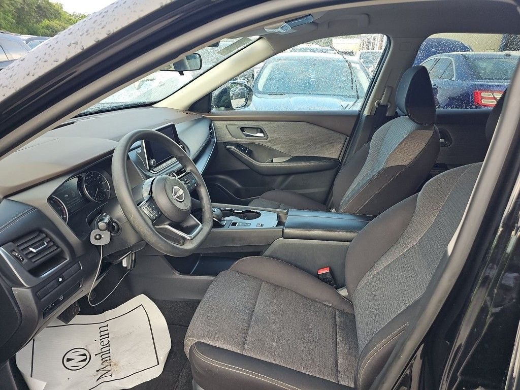 Used 2023 Black Nissan SV image 8