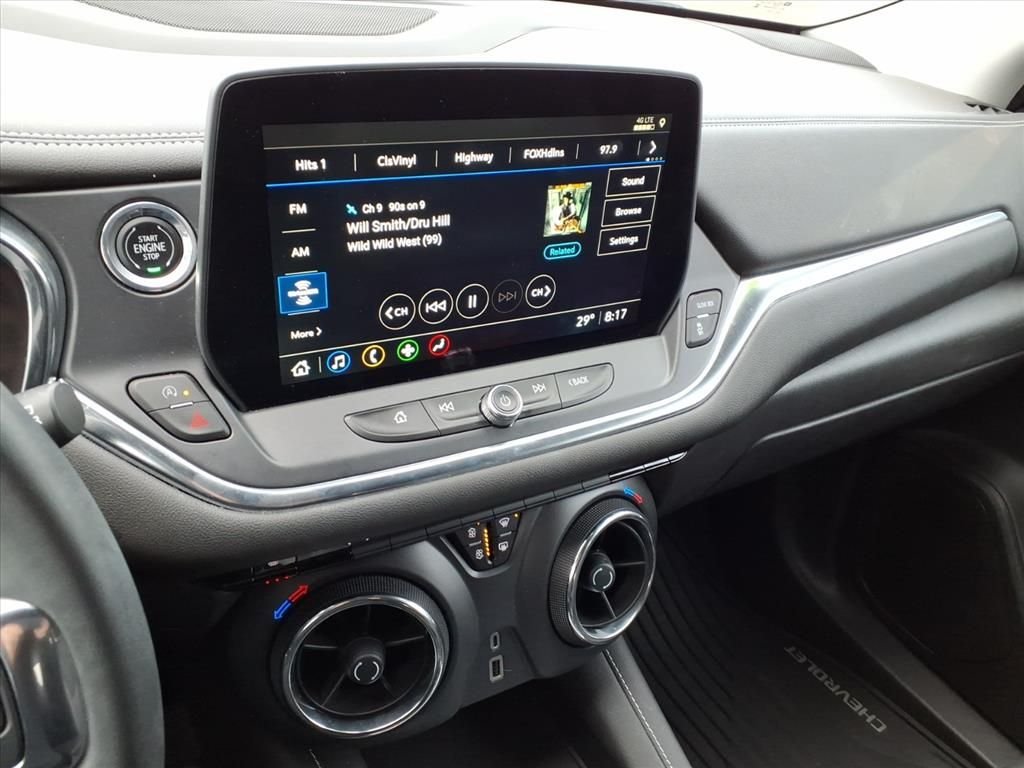 Used 2024 Sterling Gray Metallic Chevrolet LT image 7