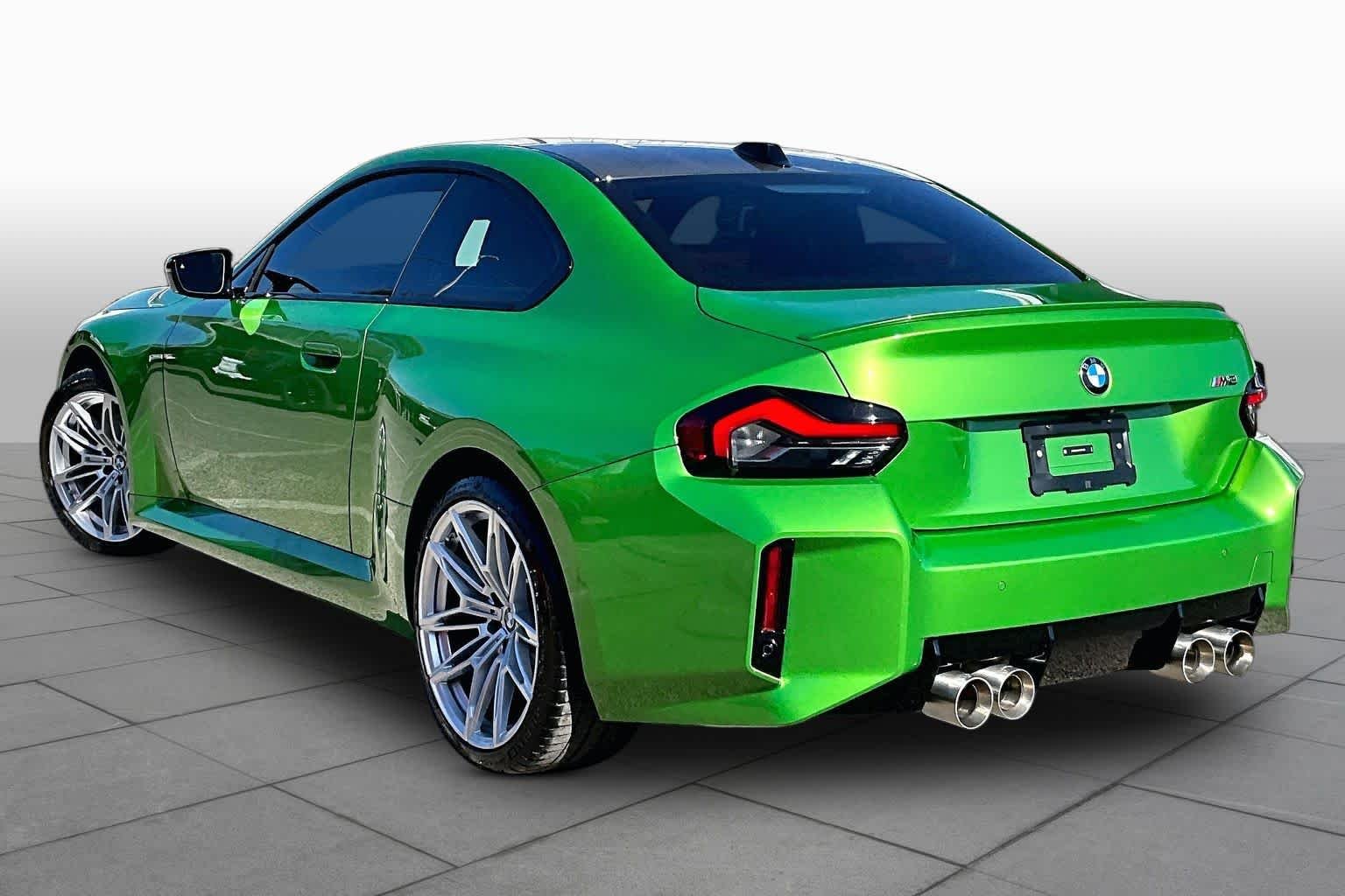 Used 2026 Java Green Metallic BMW  image 6